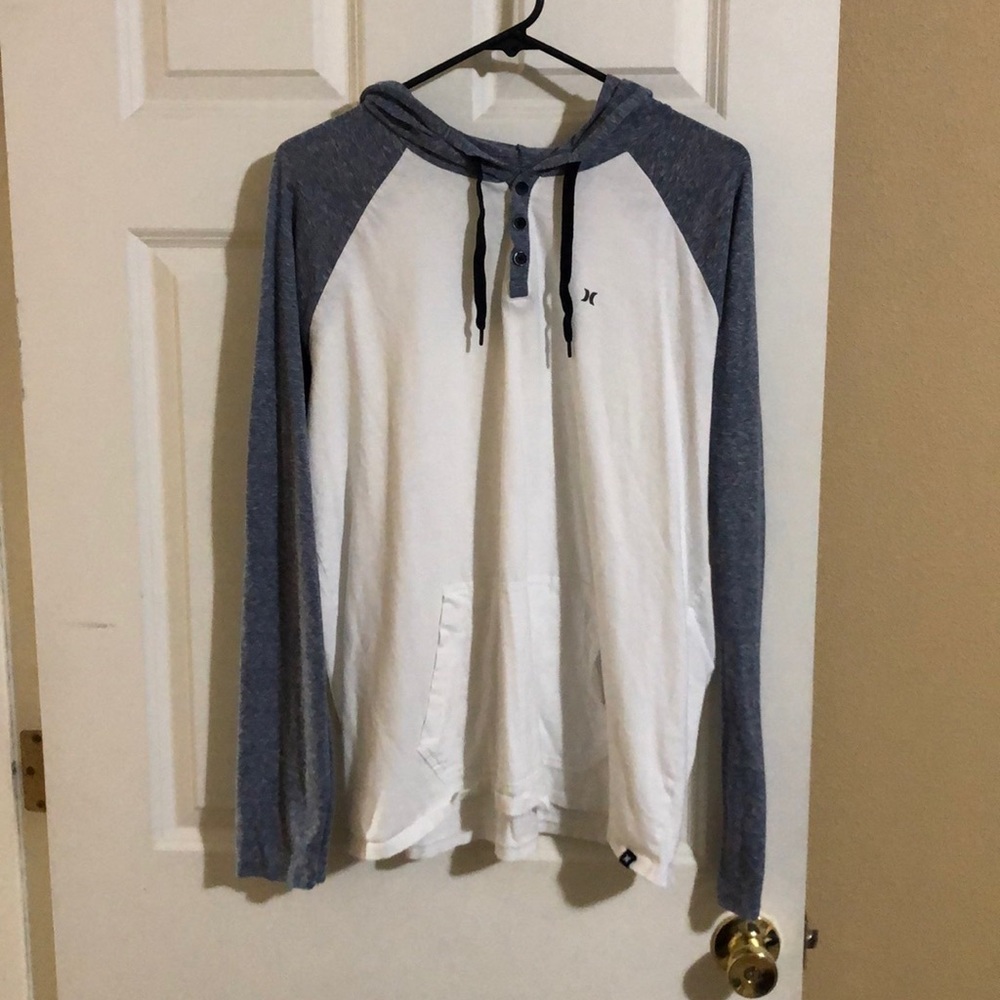 Hooded Hurley long sleeve shirt w/ pocket